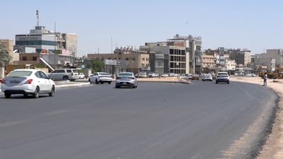 ساحة الطيران لا تشبه “الصمونة”.. النرجس ترد على انتقادات تصميم شارع الوفود بالبصرة