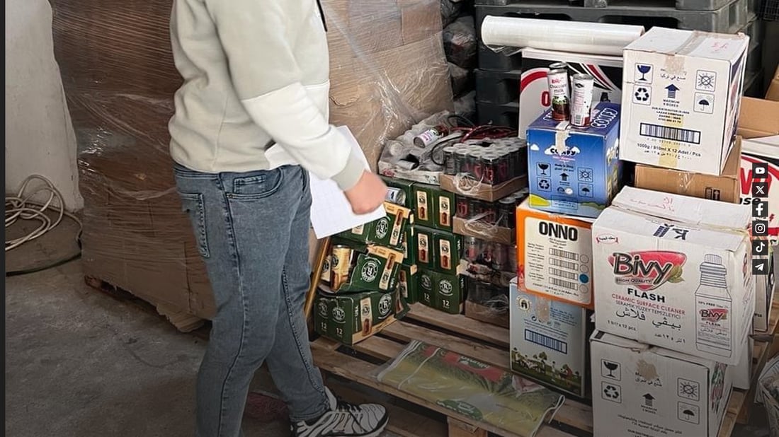 خاوەن مارکێتێک زیاتر لە تۆنێک خۆراکی رادەستی قایمقامیەت کرد