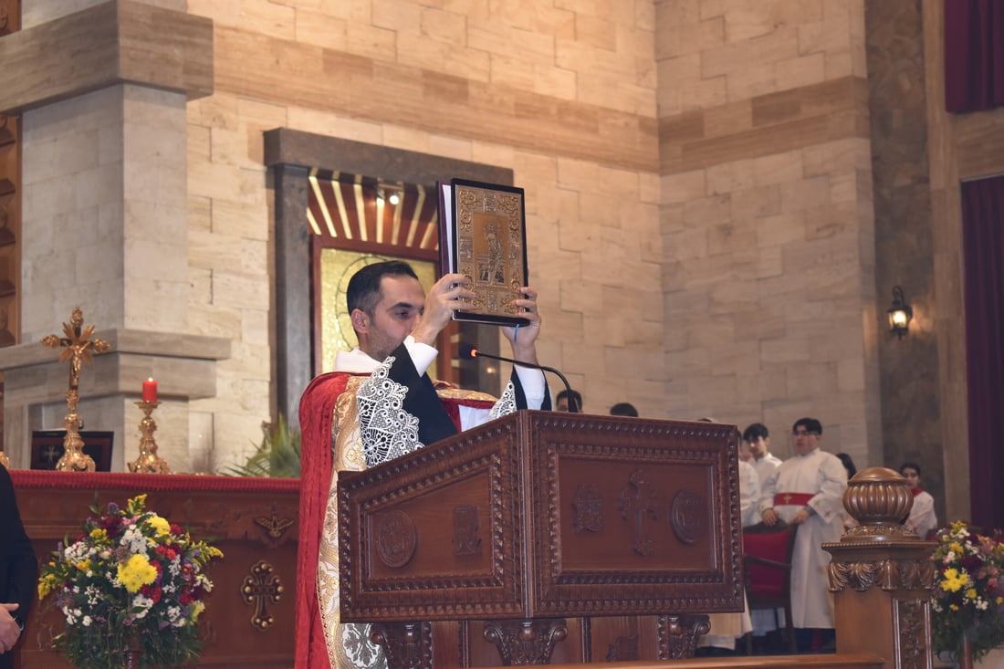 خميس الأسرار.. مشاهد من طقس غسل الأرجل بعد العشاء الأخير