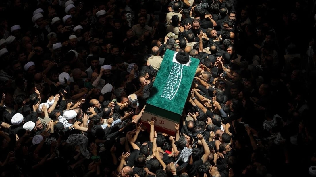جثمان المرشد خامنئي يصل إلى كربلاء