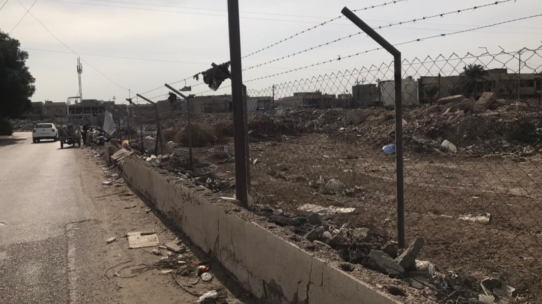 صور من حي السلام: حديقة بين 3 أحياء بغدادية صارت مكباً.. والبلدية تنتظر الأمانة