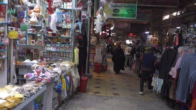 “مداهمات يومية”.. بلدية الحلة تلزم المحال بحاويات النفايات وتغرّم المخالفين