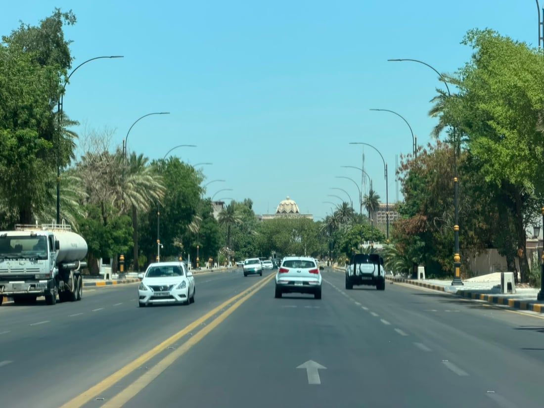 الخضراء فارغة بعد صولة الزيدي.. الدخول ممنوع والخروج بتفتيش دقيق (صور)
