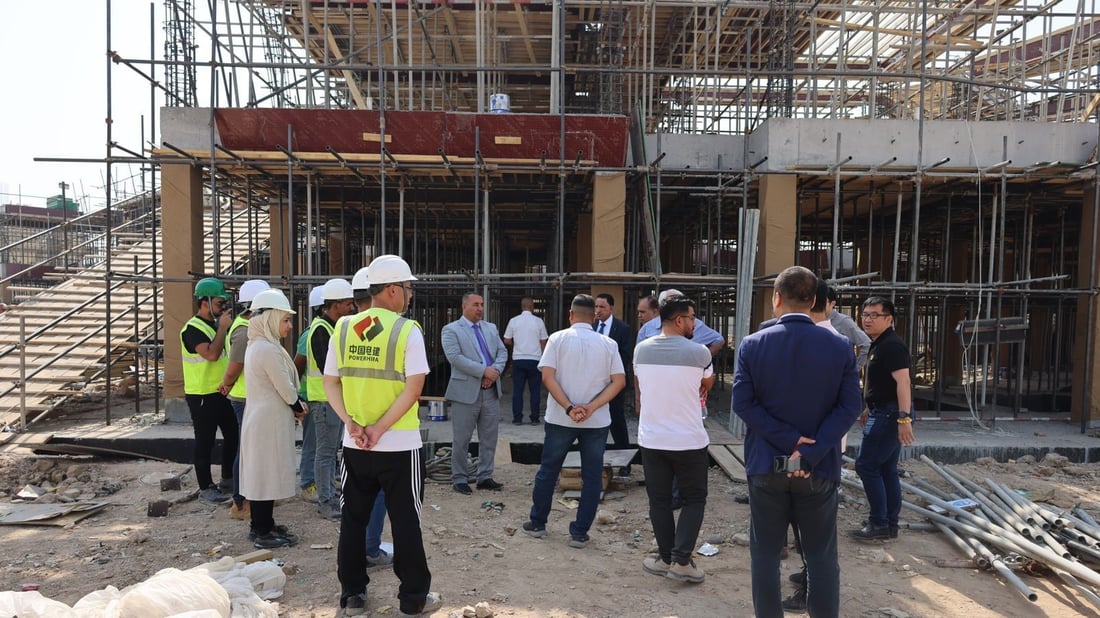 وزير التربية يوجه برفع وتيرة العمل في المشاريع التربوية إلى 24 ساعة يومياً