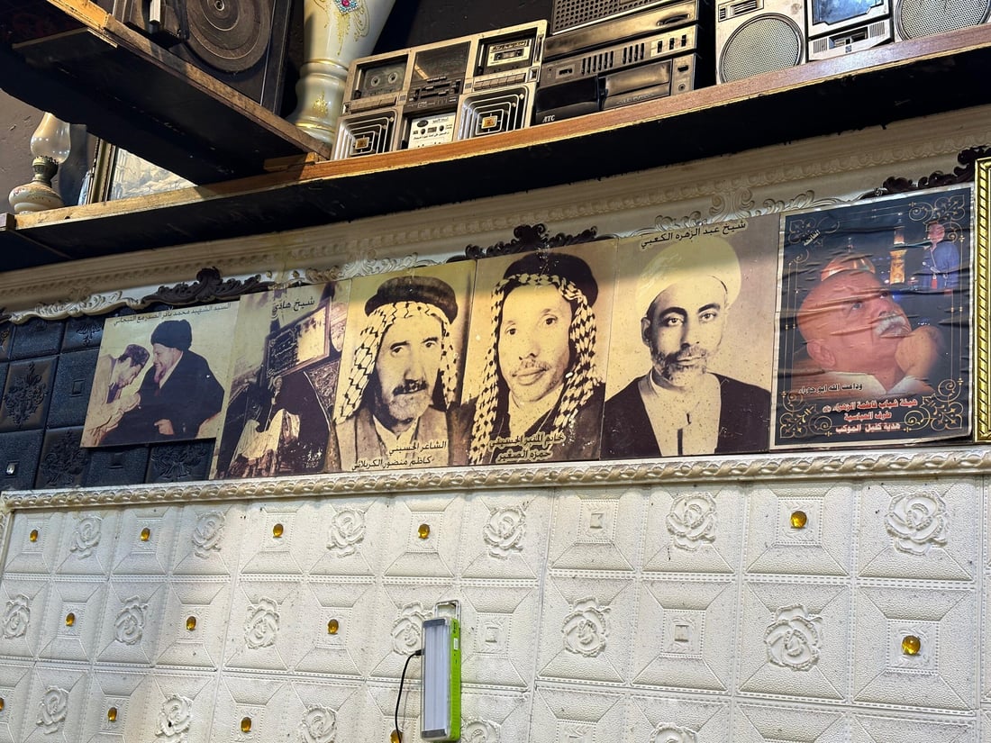 صور شقاوات كربلاء والرموز.. مقهى الزعيم للإسلاميين أيضاً لا لليساريين فقط