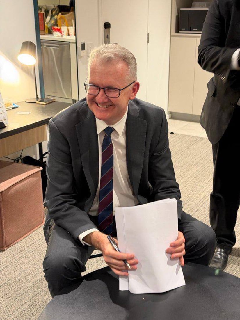 پێنج لە کچ یاریزانەکانی ئێران مافی پەنابەرییان لە ئوسترالیا وەرگرت