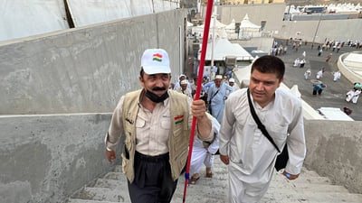“تا خۆمان راینەگەیەنین لە خۆتانەوە ریکلام بۆ دەستپێکردنەوەی عومرە مەکەن”