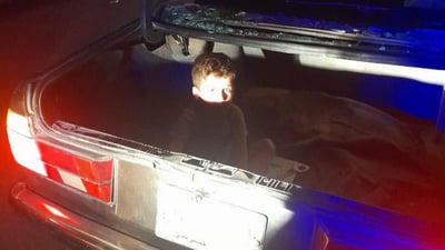 BMW تخطف طفلاً من أمام منزله في كركوك.. كمين الشرطة أطاح بالمتهم سريعاً