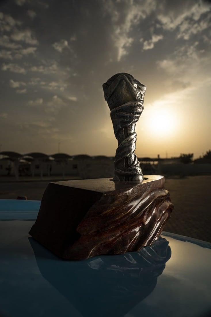 البصرة: باص تراثي من خشب السفن وأنامل الفلّاحات يجوب دول الخليج (صور)