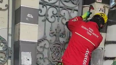 خانەوادەیەک لە ماڵەكەی خۆیان گیریان خواردبوو رزگار كران