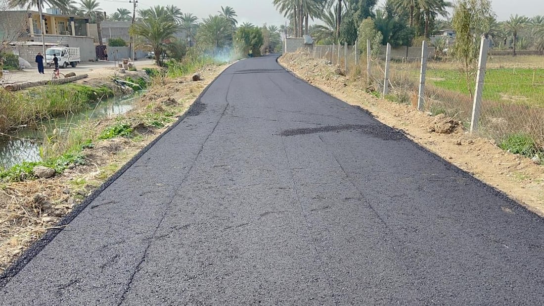 صور: “عرب شوكة” تودع “سنوات الطين”.. التبليط يصل المنطقة المنسية في هبهب