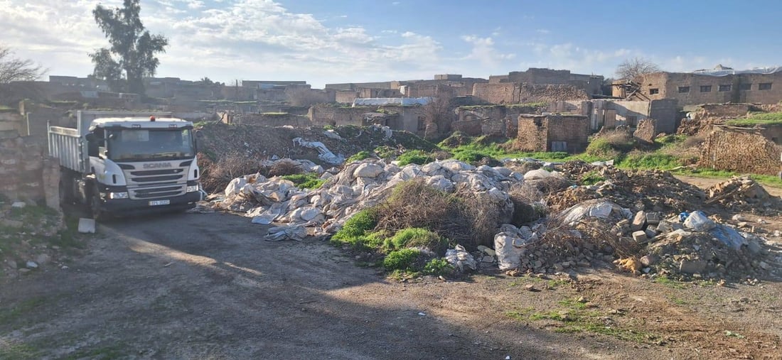 زبڵ و خاشاکی ناو قەڵا کۆکرایەوە و گواسترایەوە بۆ کانی قرژاڵە