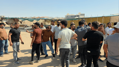 عەریزەنووسەکانی بەردەم هاتوچۆی کەرکوک دژی لابردنی کەپرەکانیان گردبوونەوە