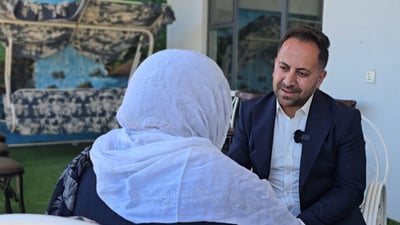 “پیاوی وام هەر دەستناکەوێ، لە وێنەی نییە”