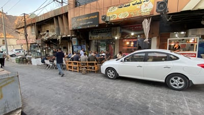 چەند دوکانێکی رانیە پڕبوون لە ئاوی زێراب