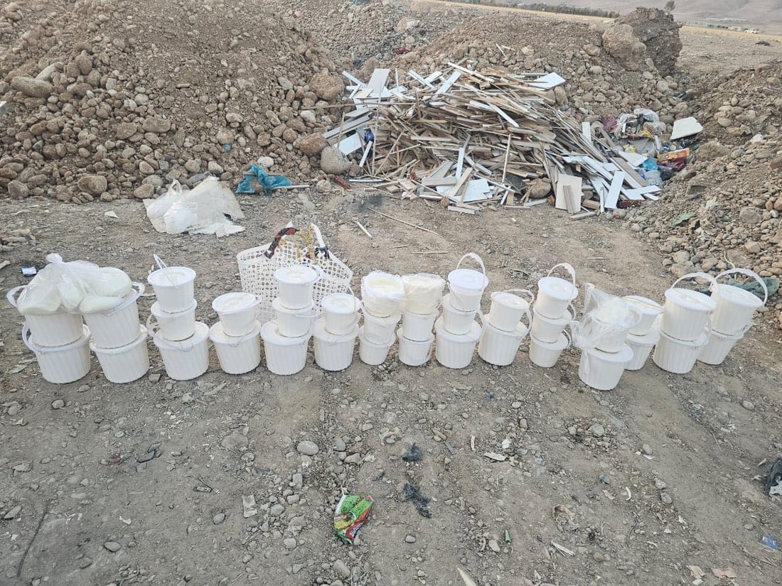 دەست بەسەر 167 پارچە جگەری قاچاخ و 30 سەتڵ ماستی ساختەدا گیرا