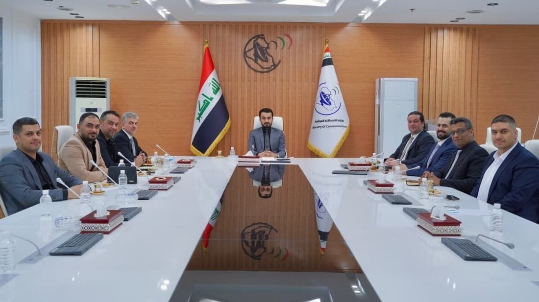 مصطفى سند يوجه بتوفير الإنترنت المجاني على طريق الحلة – كربلاء