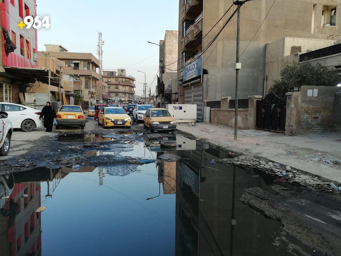 صور لا تسرّ أحداً من شرق العاصمة.. انسداد مجاري الغدير يكمل عامه الأول!
