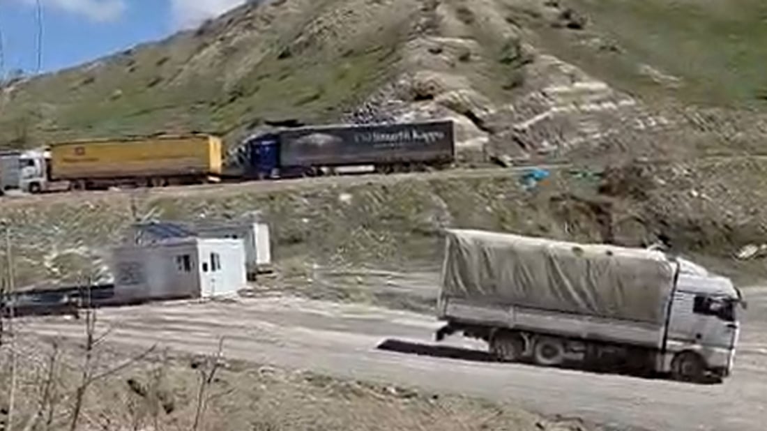 جوڵەی بازرگانی لە مەرزی پشتە دەستیپێکردەوە