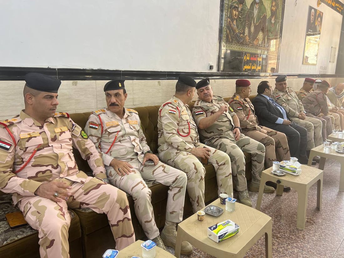صور: حسين علاوي يرافق ضباط الجيش لتقديم التعازي إلى عائلة المقدم ليث الحيالي