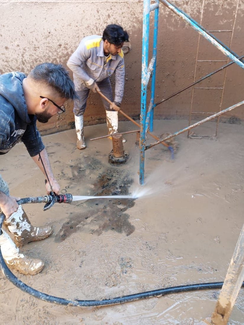 كركوك: رافعات ولحام ومهندسين لتأهيل خزان ماء عمره 50 عاماً في الدبس