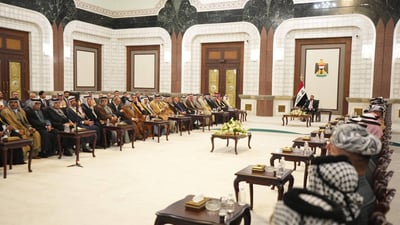 عشائر العراق في القصر الجمهوري.. الزيدي: نحصر السلاح كما أرادت المرجعية الدينية