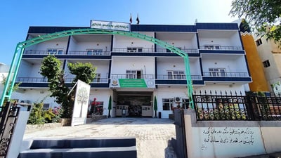 شارباژێڕ 99 قوتابخانەی هەیە و بینای 20یان نۆژەنکردنەوەیان دەوێت