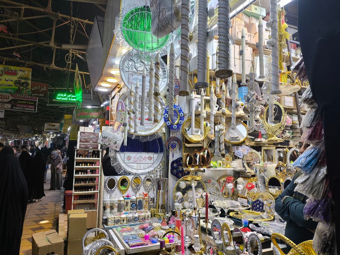 “صينية العروس دليل شطارتها”.. جاء شعبان وامتلأ سوق الحلة بلوازم الفرح (صور)