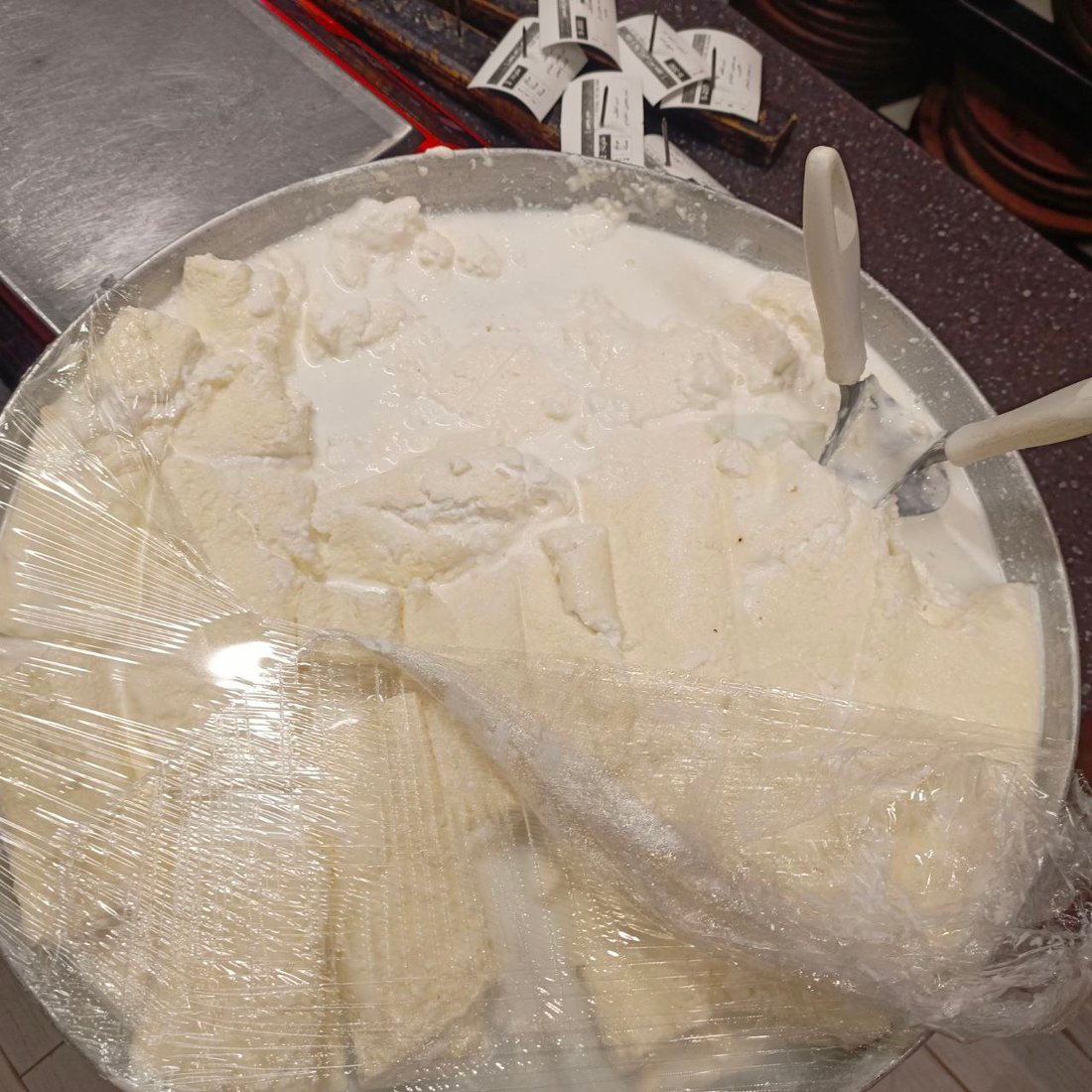 صور: “سنونو” كركوك مفتوح في رمضان لأول مرة.. يقدم طبقه الشهير على السحور