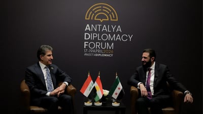 نێچیرڤان بارزانی و ئەحمەد شەرع لە ئەنتالیا کۆبوونەوە