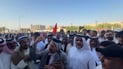 فيديو: الفلاحون يحاصرون وزارة المالية ويشترطون حضور الزيدي لفض اعتصامهم