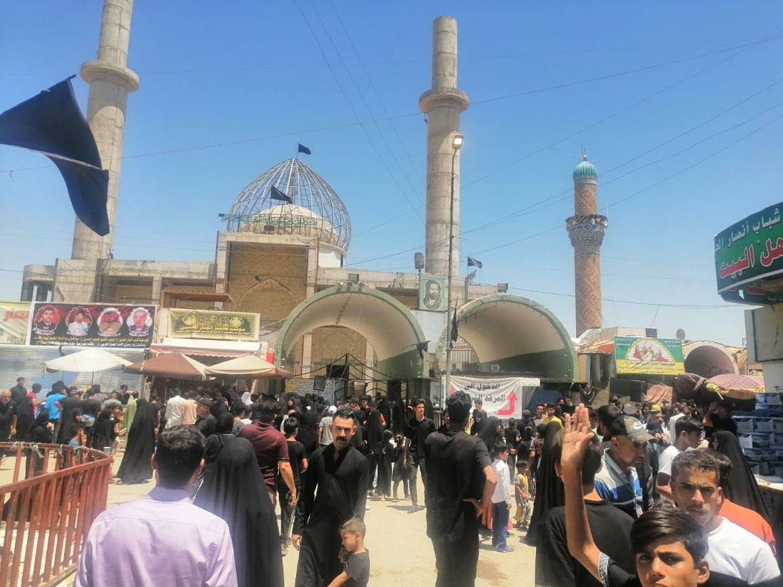 متبرّع قدّم بمفرده 7 آلاف دجاجة.. صور اليوم من زيارة الإمام الحمزة الغربي في بابل