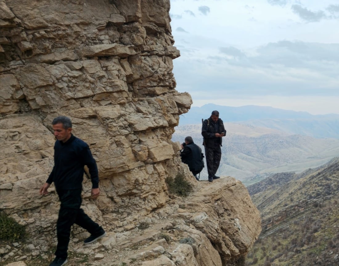له‌ چیاكانى پیره‌مه‌گرون و سارا به‌دواى راوچییه‌كاندا گه‌ڕان