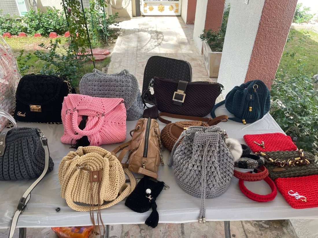 بالموناليزا وأم كلثوم.. الدفاع تفتتح بازاراً خيرياً في مقر التوجيه المعنوي (صور)