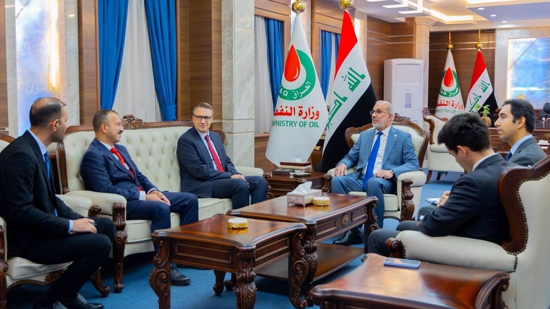 وفد تركي يضم مسؤولي النقل والبنى التحتية يناقش ملفات الغاز مع وزير النفط