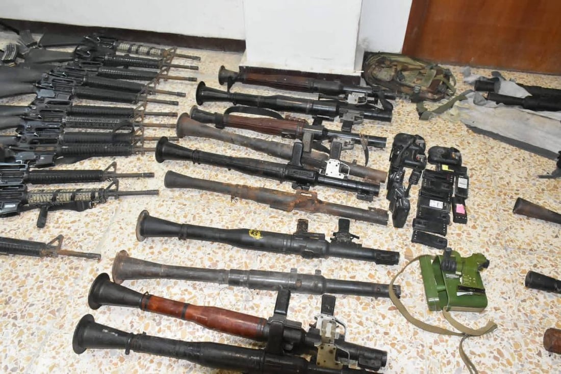 صور: الاستخبارات تداهم مقر “أبو درع” في مدينة الصدر وتصادر قاذفات وبيكيسيات