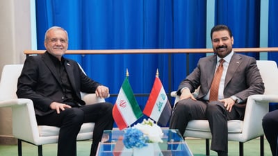 بعد لقاء ترامب.. الزيدي يلتقي الرئيس الإيراني ويبحث معه الأمن والاستقرار