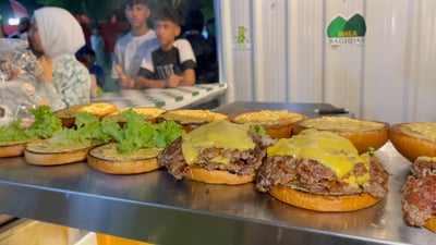 ‘Hala Baghdad’ food festival enters final days at Al-Zawra Park