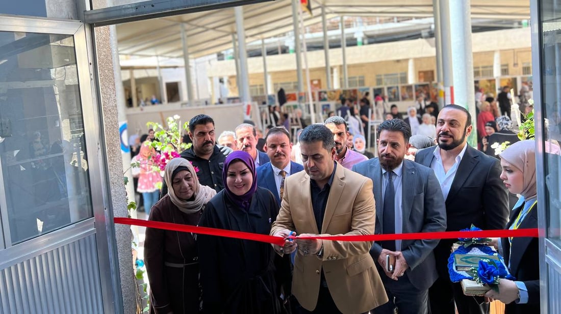 كان يوماً مزدحماً لدى بنات البصرة.. صور من الحضور الكبير في “الفنون الجميلة”