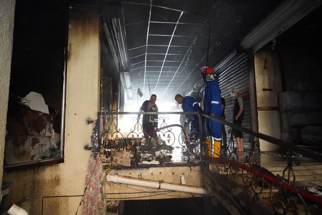 صور: النيران التهمت مخازن الإسكافية في سوق العشار وسط البصرة