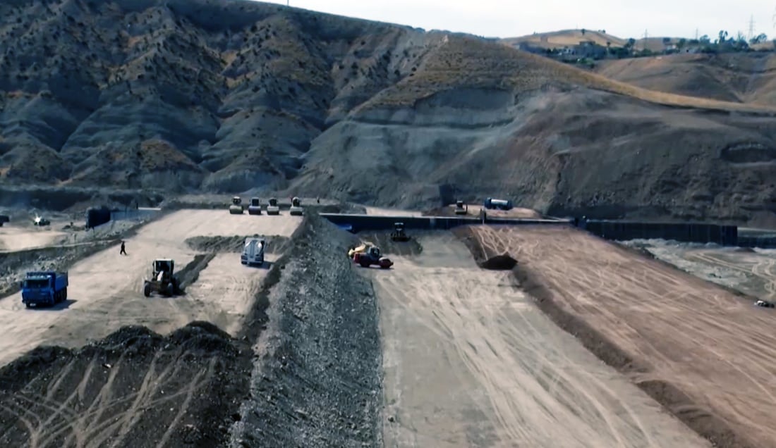 زه‌ویه‌ كشتوكاڵییه‌كانى به‌نداوى به‌ستۆڕه‌ قه‌ره‌بوو ده‌كرێنه‌وه‌