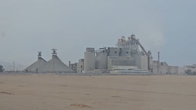 Sinjar Cement Factory officials arrested on corruption, internet smuggling charges