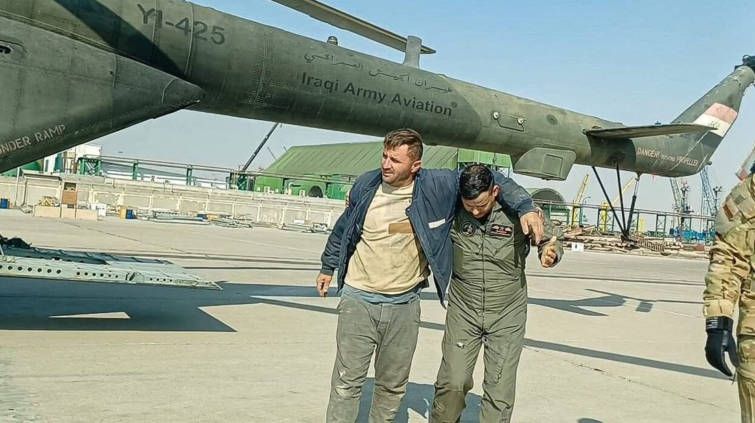 بغداد تتابع المشهد الهوليودي في بحر الفاو.. شاهد انتشال المروحية للصيادين