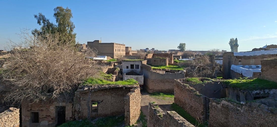 زبڵ و خاشاکی ناو قەڵا کۆکرایەوە و گواسترایەوە بۆ کانی قرژاڵە