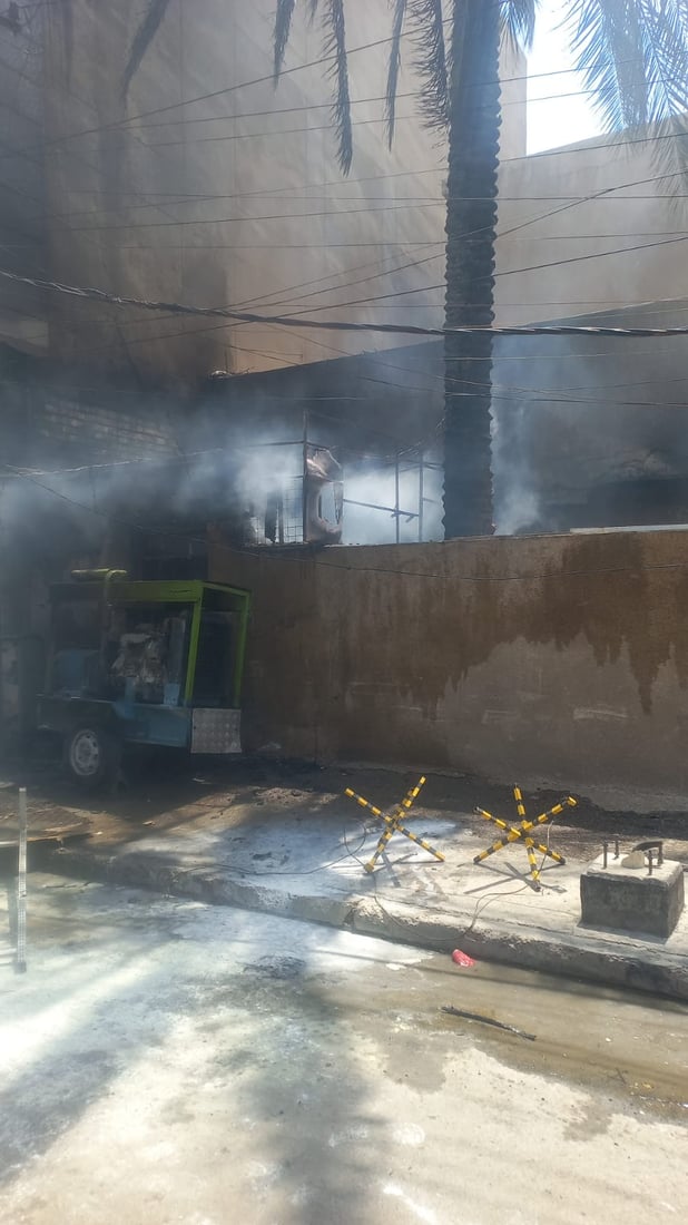 صور وفيديو: الدخان يغطي سماء الكرادة لكن تمت السيطرة على النيران