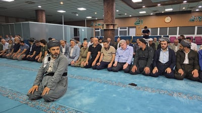 موسڵمانانی سلێمانی نوێژی مانگگیرانیان ئەنجام دا