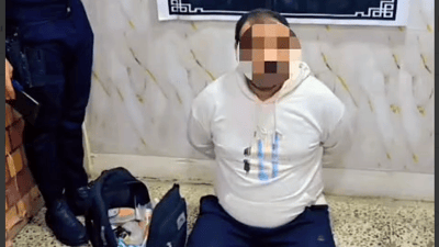 طلاسم وأدعية ومواد غريبة بحوزة “مشعوذ” أجنبي اعتقلته الشرطة في بغداد