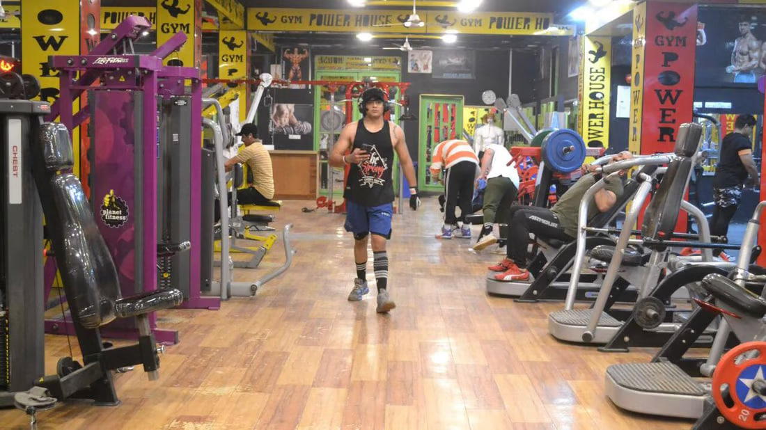 Baghdad’s gyms pump up the competition