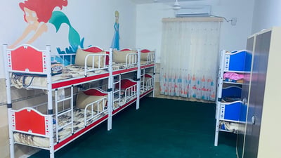 صور: تبرعات ميسان شيدت مبنى من 3 طوابق.. مسنون وأيتام من 5 محافظات في دار حمزة