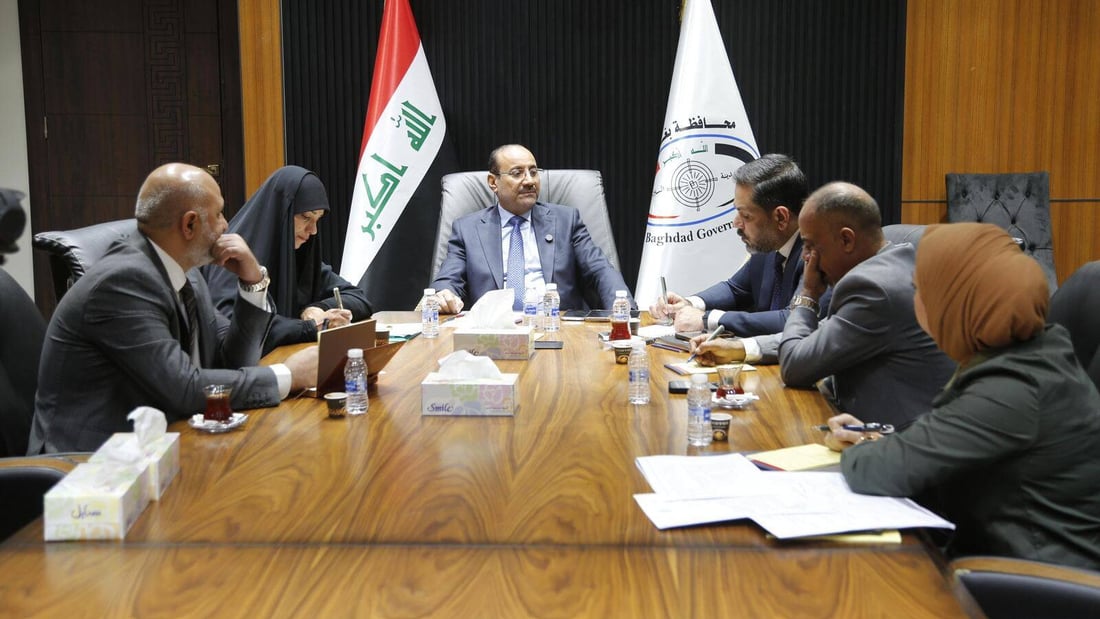 اجتماع عاجل في بغداد: المحافظ يطالب بـ”إجراءات صارمة” لوقف تلوث الهواء